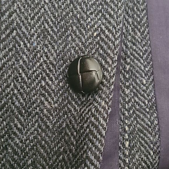 Vintage Gray Blazer - Picture 10 of 10